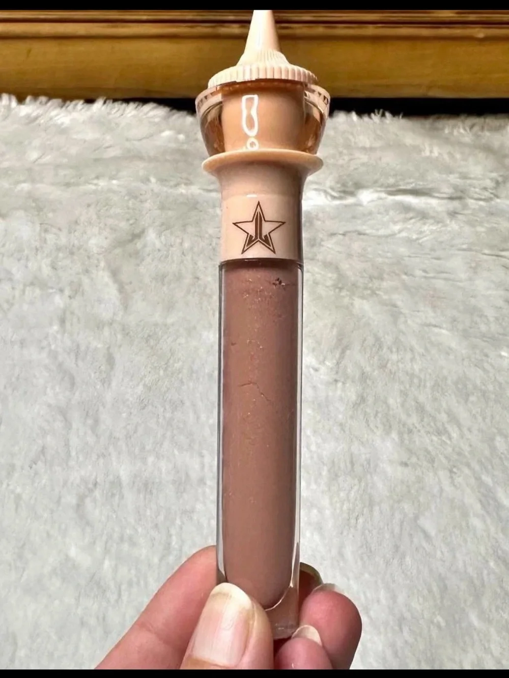 Jeffree Star sheer glossy
