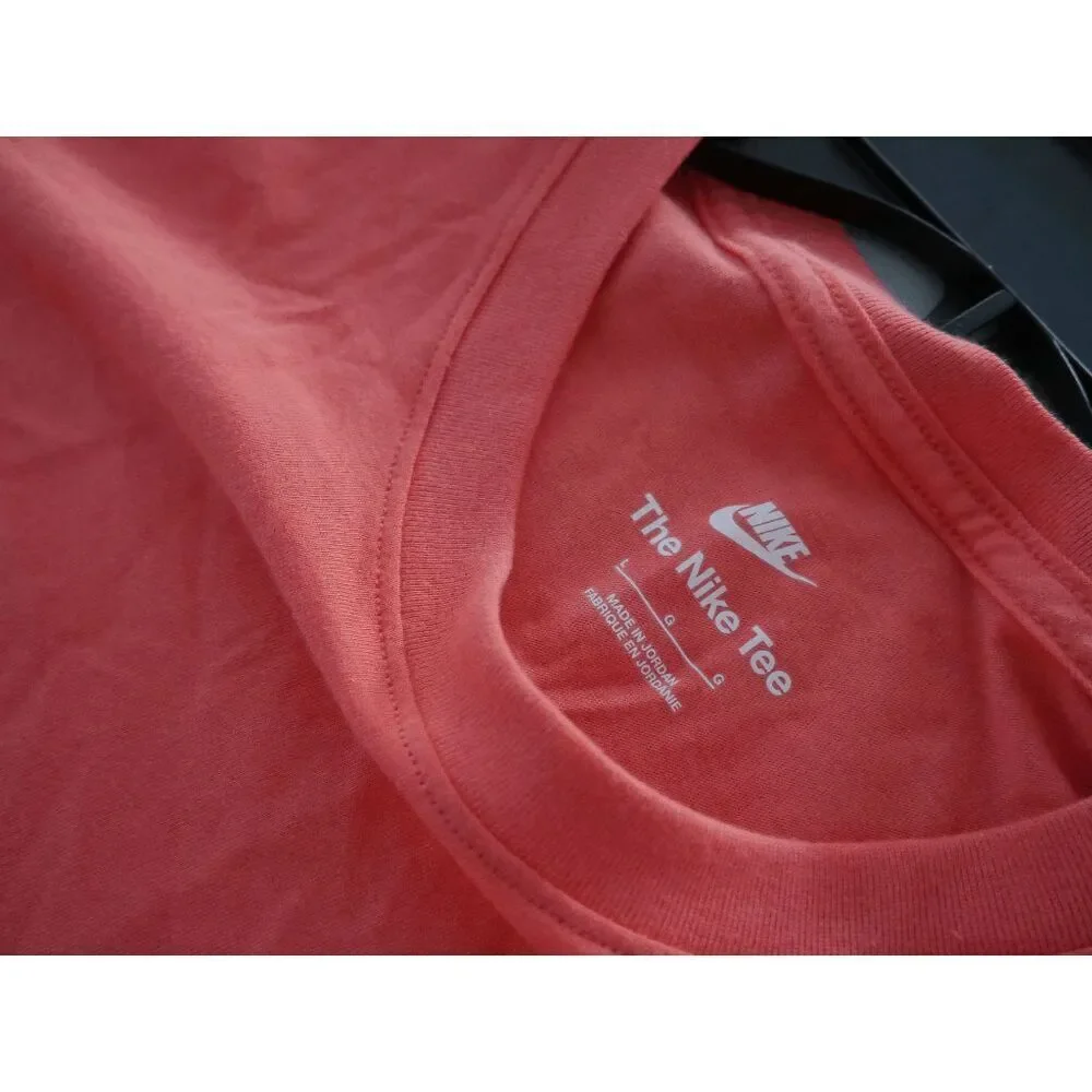 Nike add sporty