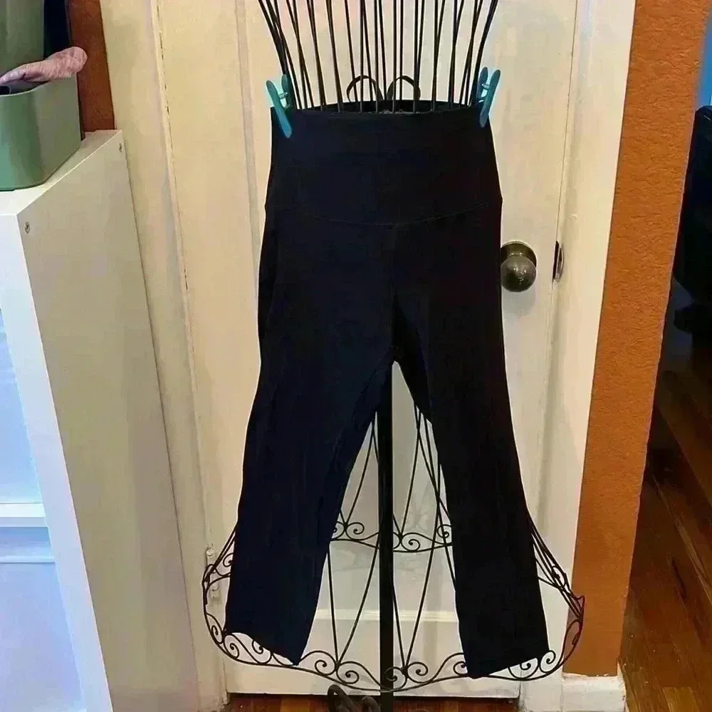 Lululemon Wunder Under Cropped Leggings-Sz 6