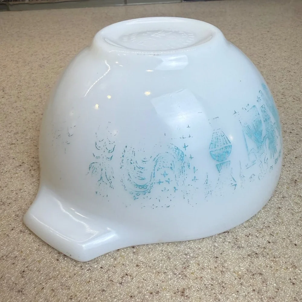 Pyrex vintage 1950s