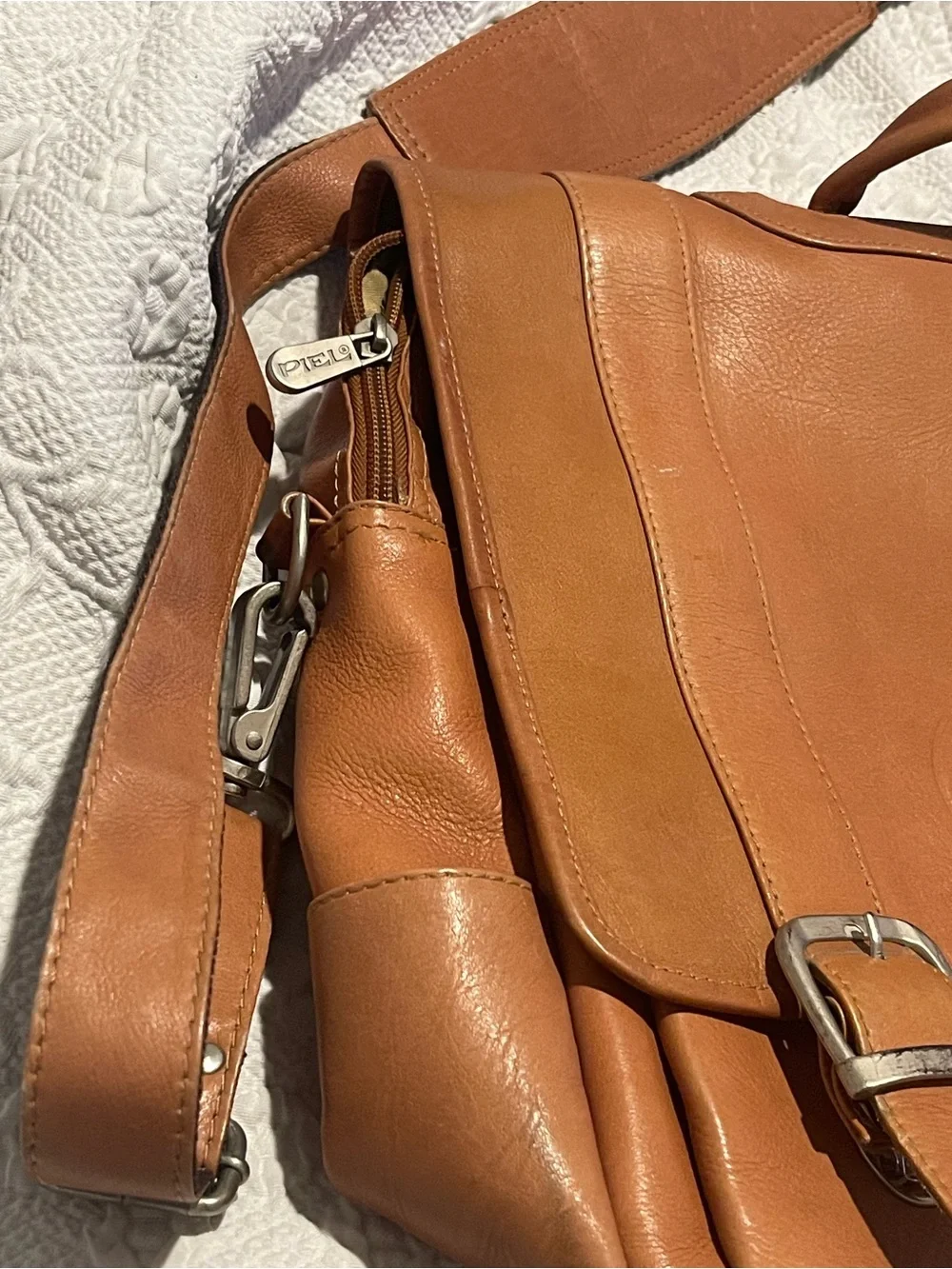 Piel classic tan