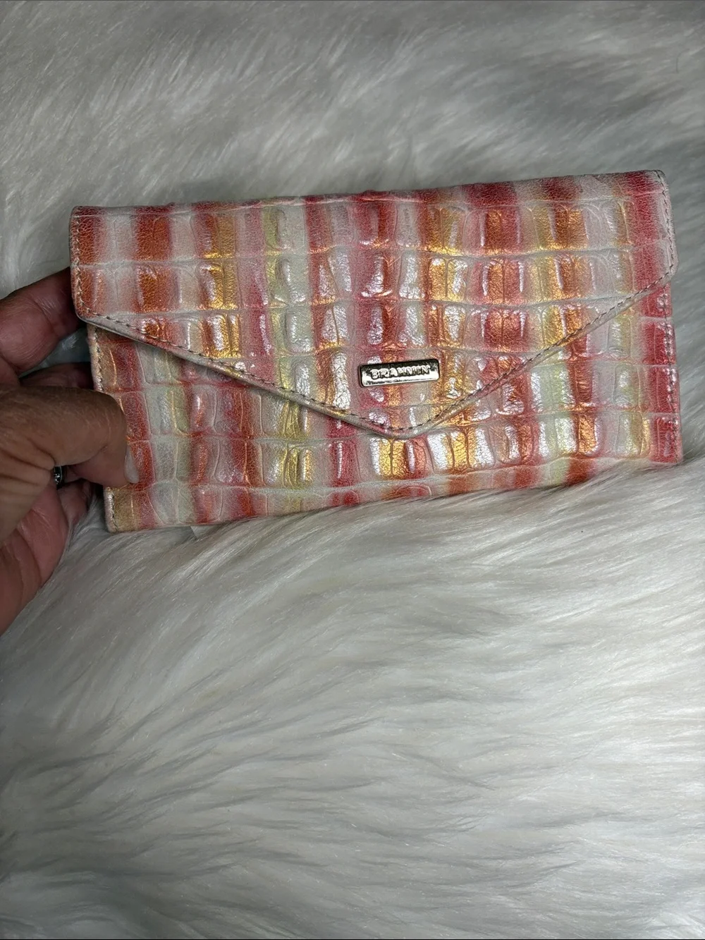 Brahmin veronica wallet
