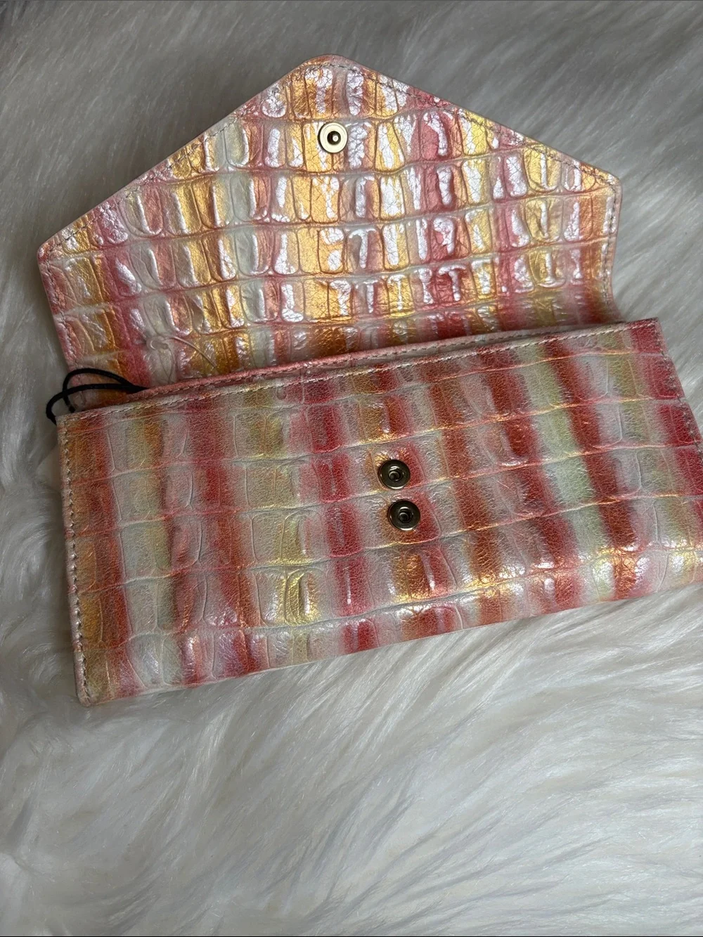 Brahmin veronica wallet