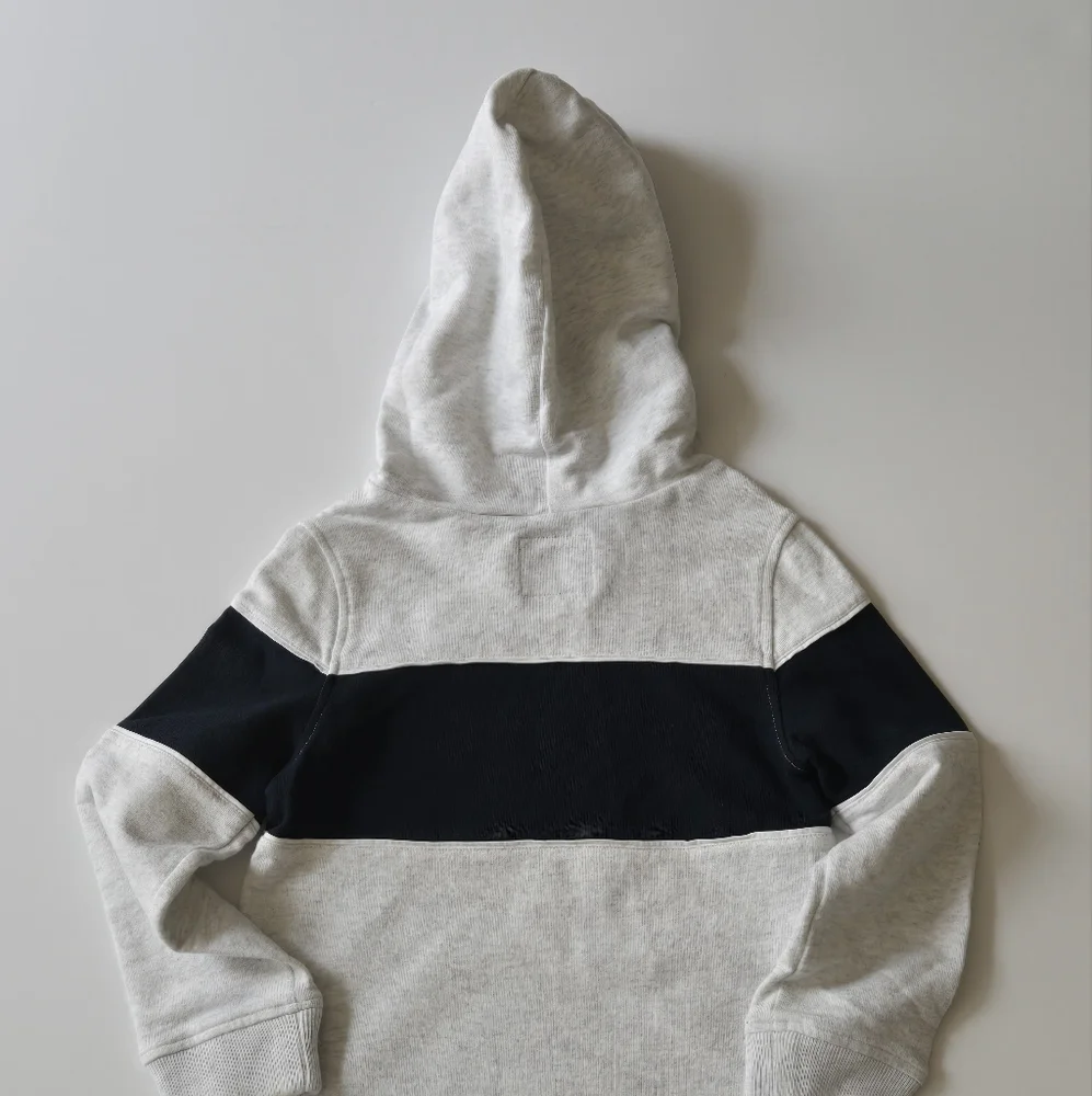 OshKosh Bgosh stylish gray