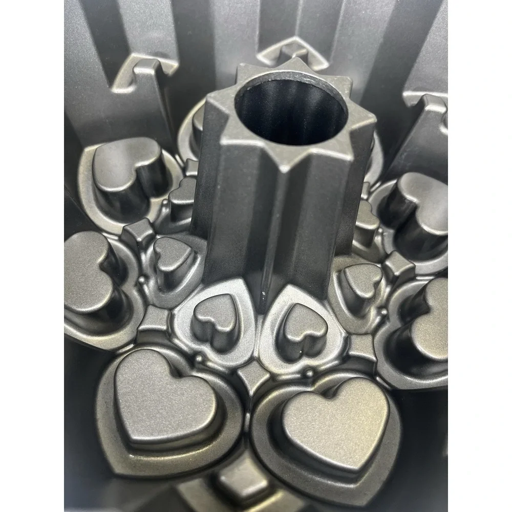 Wilton sweet heart pan