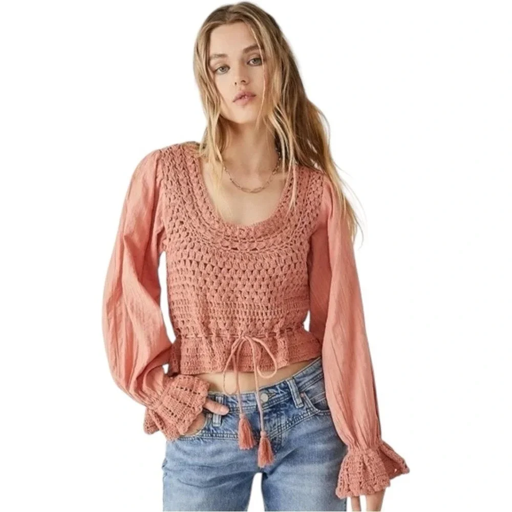 Free People Megan Crocheted Boho Puff Sleeve Cropped Top Coral Shirt XS $128 New