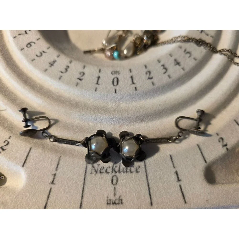 N/A elegant vintage