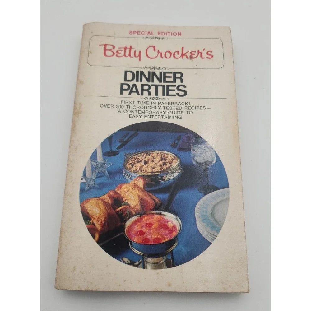 Vintage 1975 Betty‎ Crocker's Dinner Parties Cookbook Special Edition Paperback