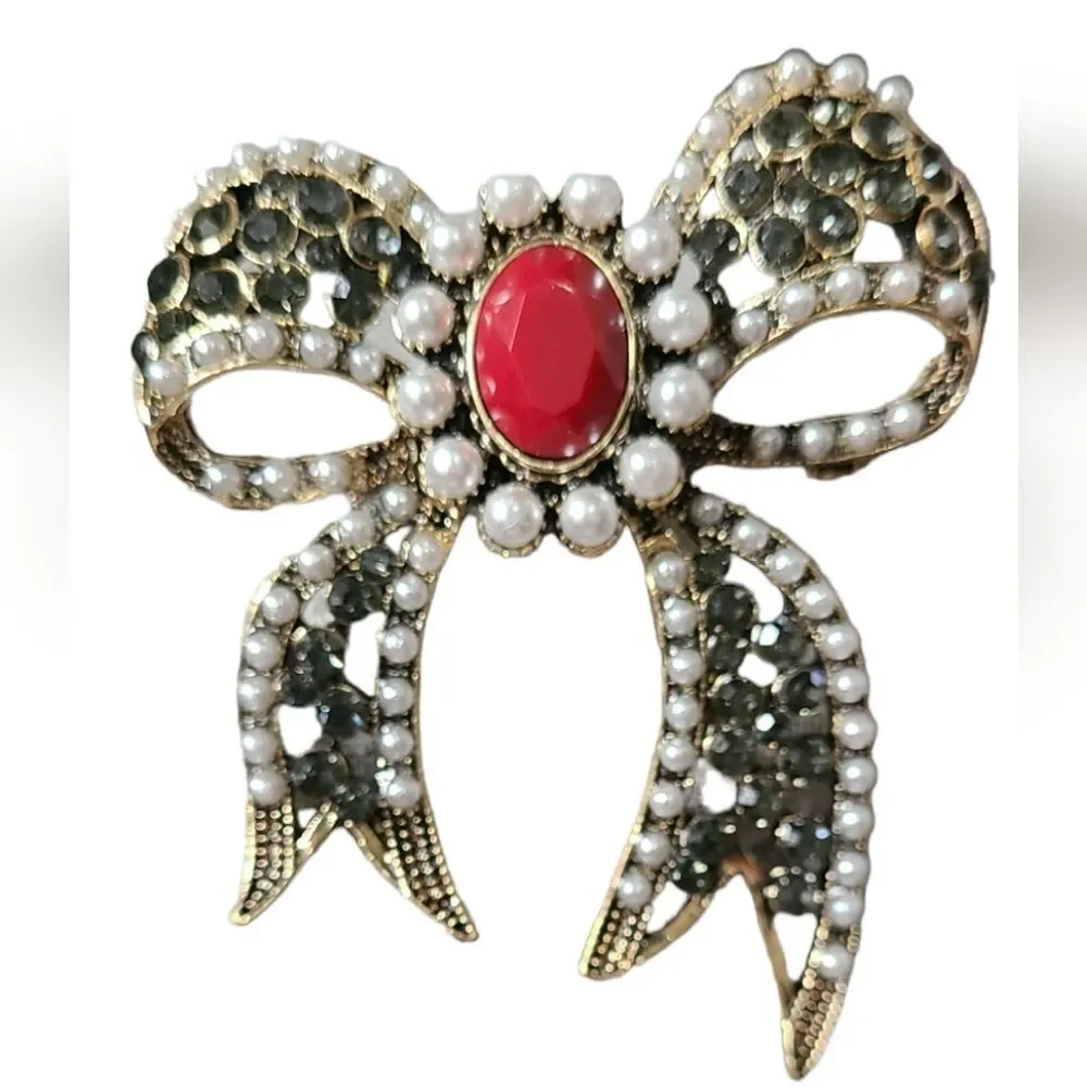 Paris Brooch Maroon Red Stones with‎ Pearls Gold Metallic Filigree 2.5