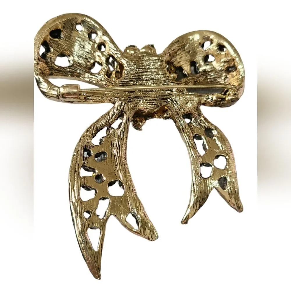 Paris Brooch Maroon Red Stones with‎ Pearls Gold Metallic Filigree 2.5