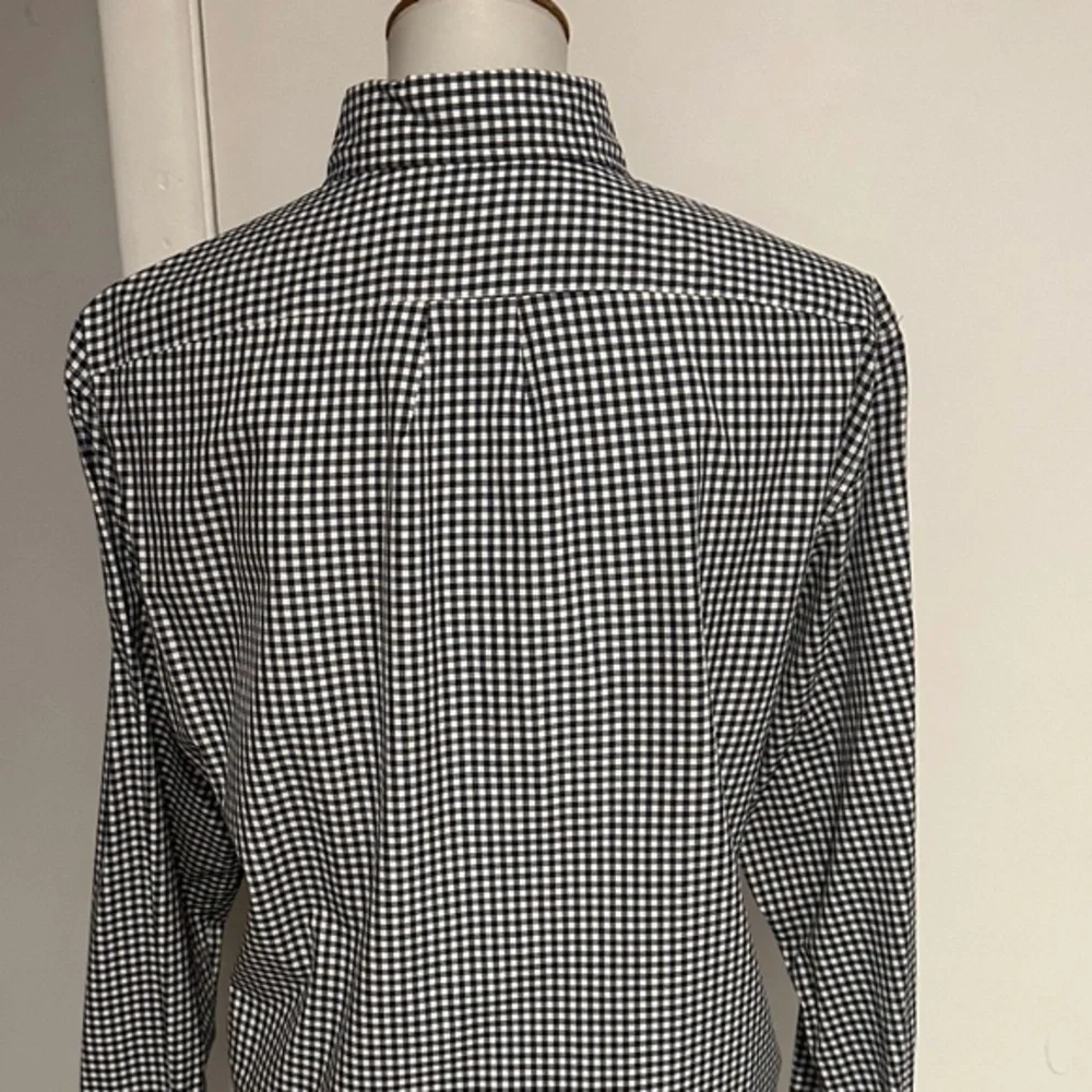 J Crew Plaid Shirt - Size‎ M.
