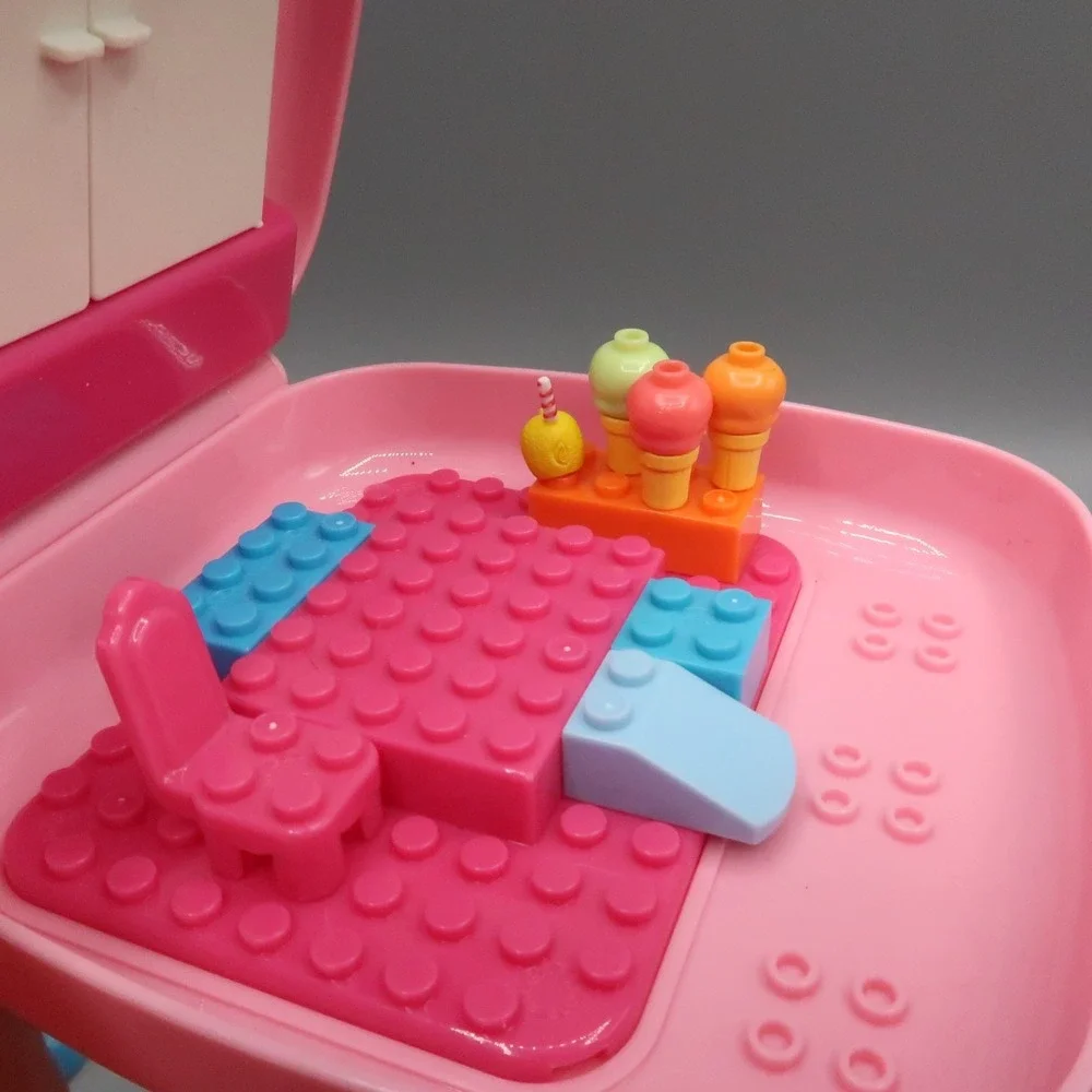 Mega Bloks you your pocket