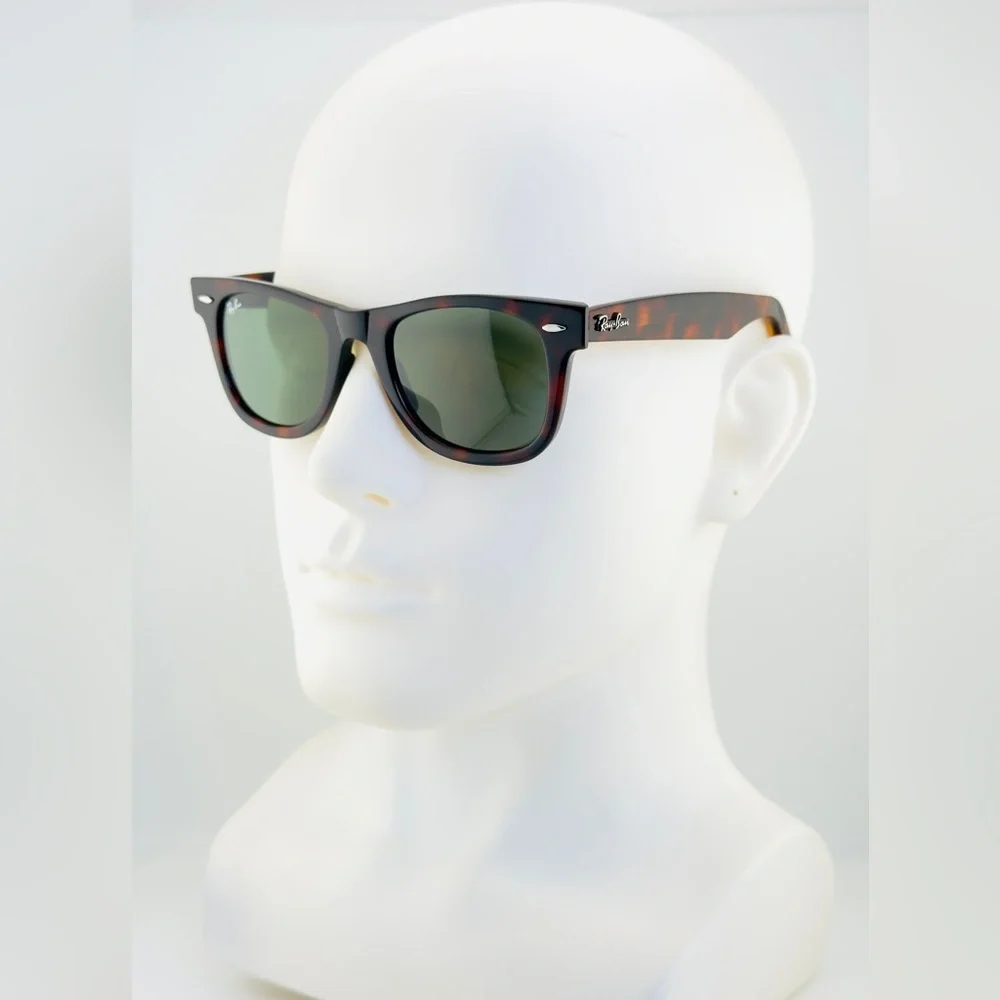 Ray-Ban sunglasses tortoise