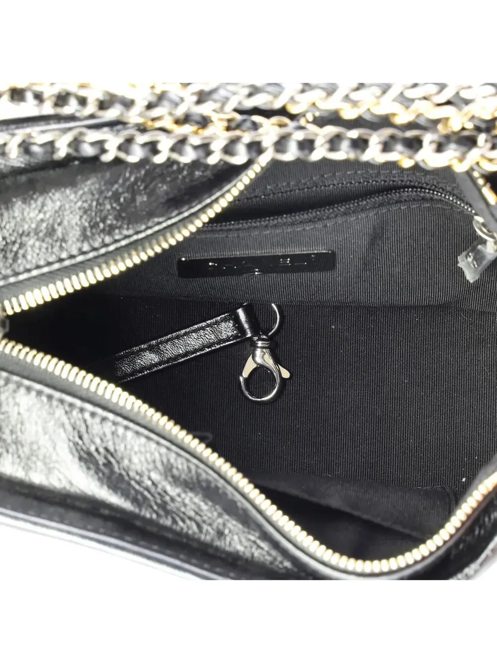 CHANEL elevate your