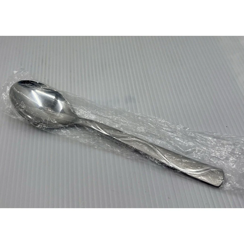 1 Cambridge Conquest 18/10 Stainless Serving Spoon  Replacements New In Packing