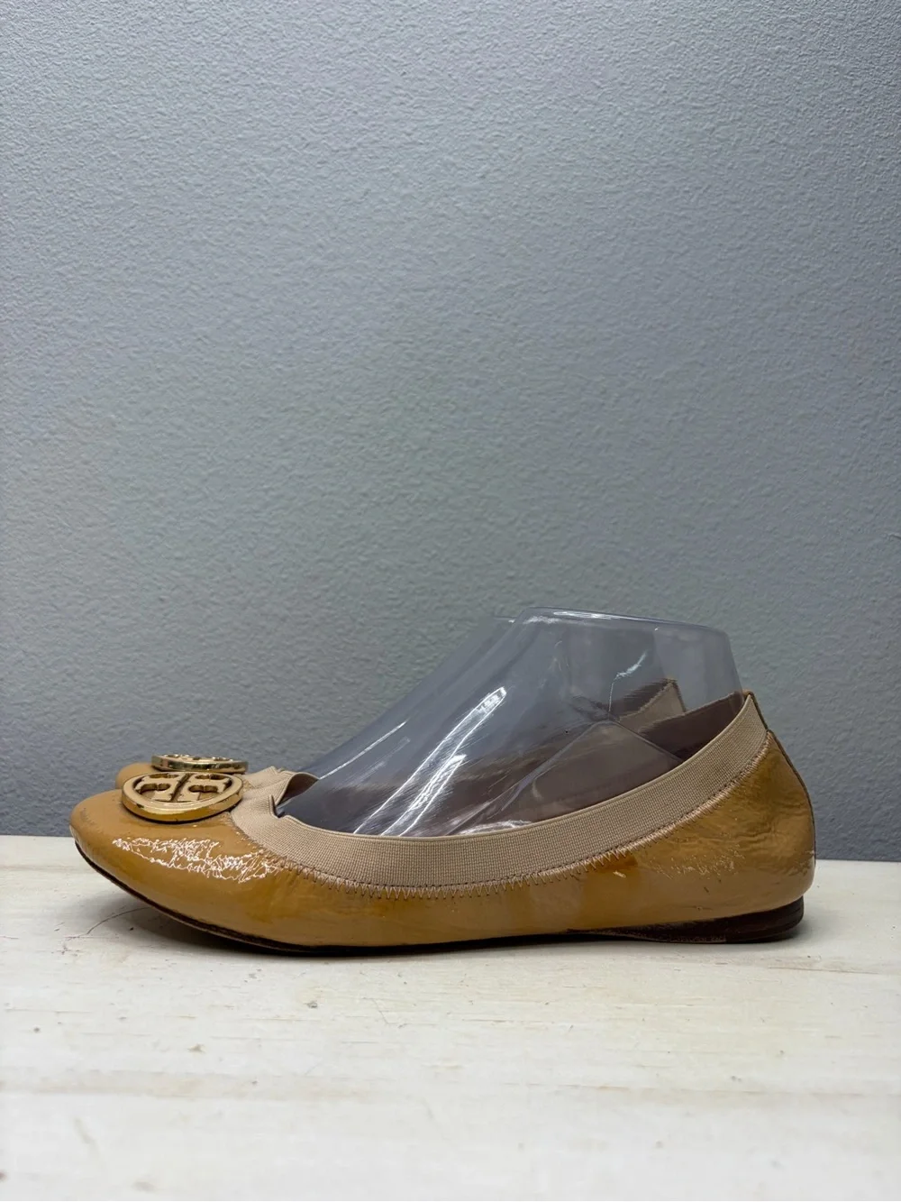 Tory Burch Brown Parent Leather Coraline Flats Size 8