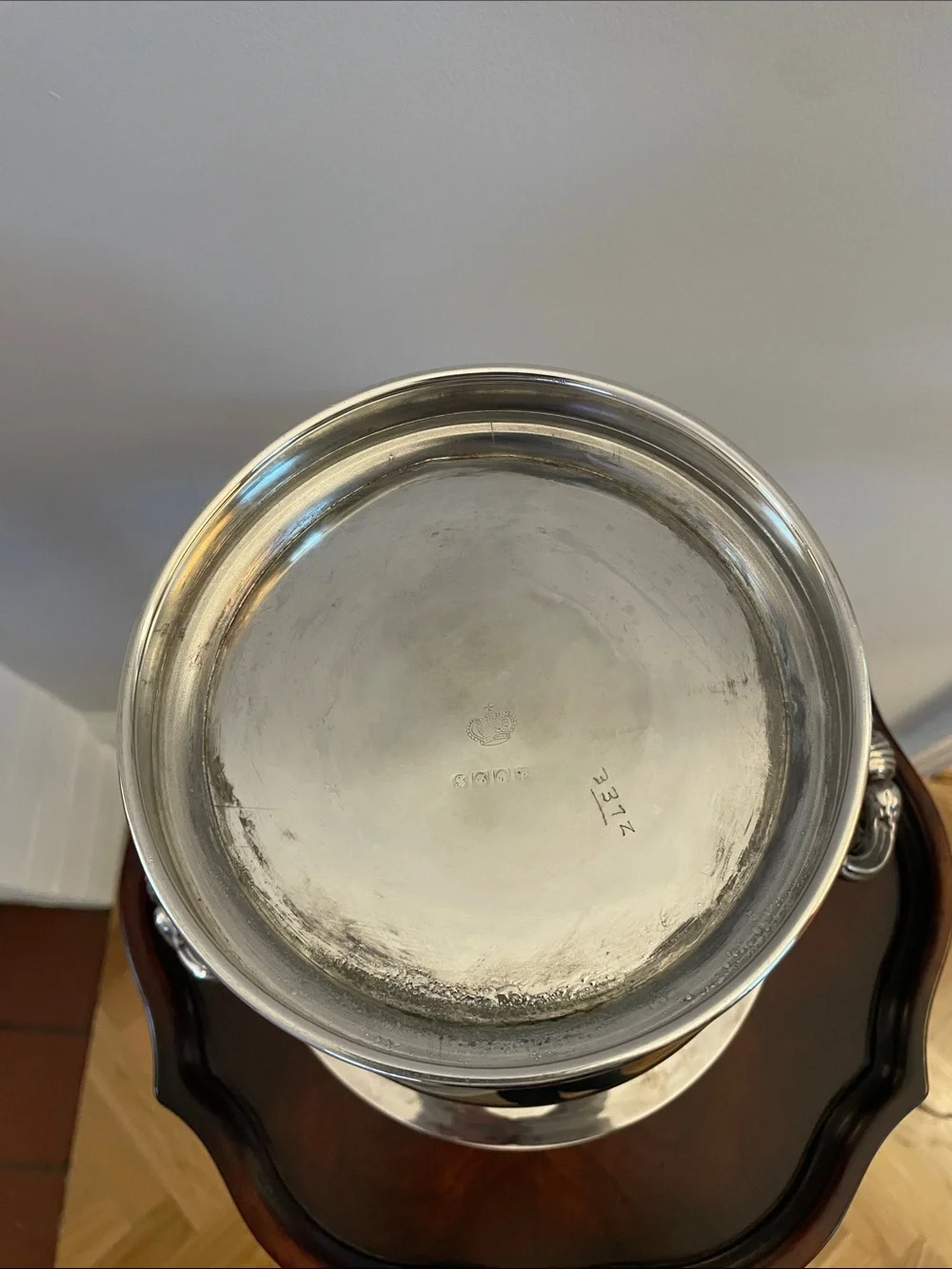 N/A polished silver