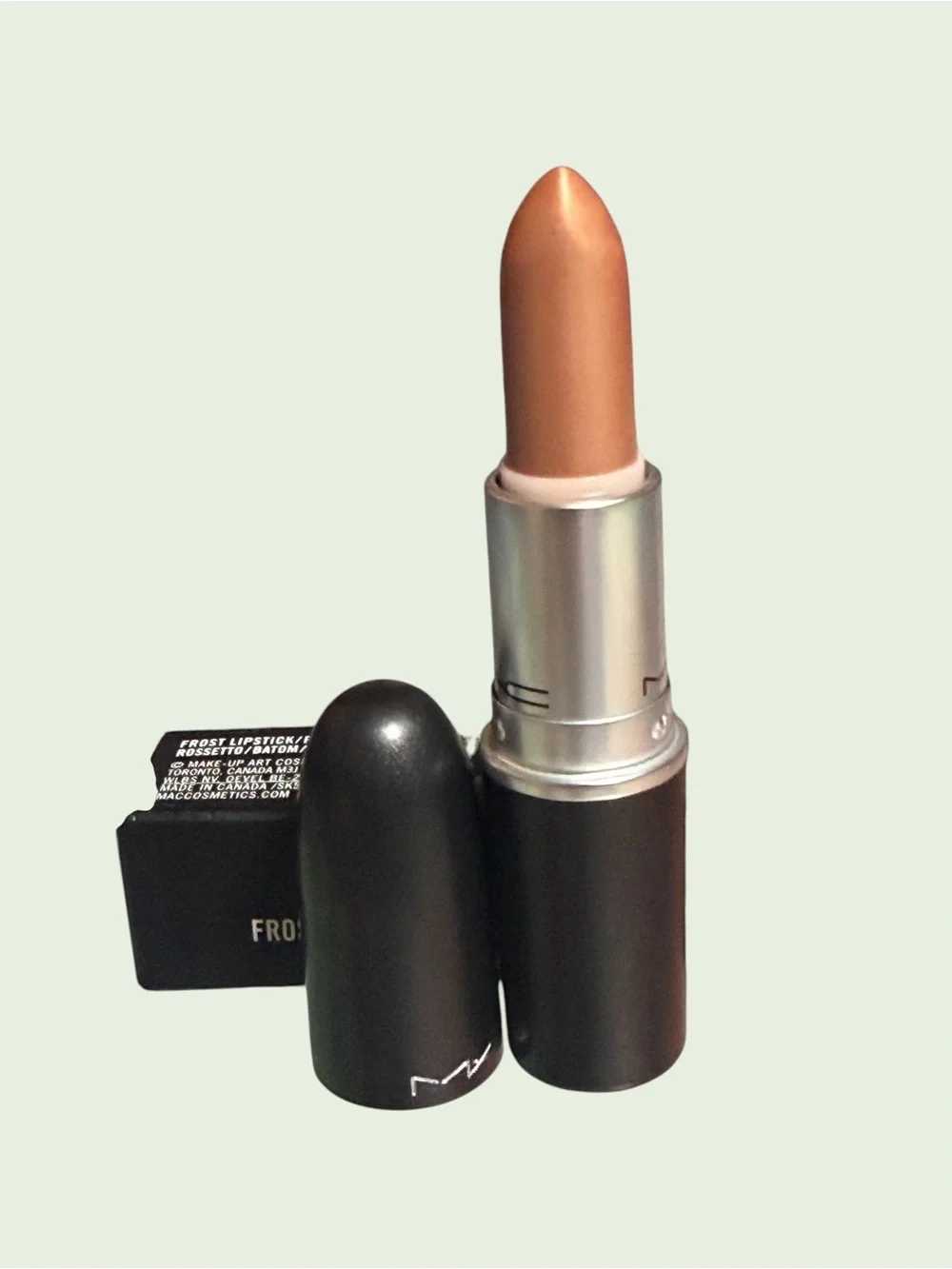 MAC Cosmetics smooth metallic