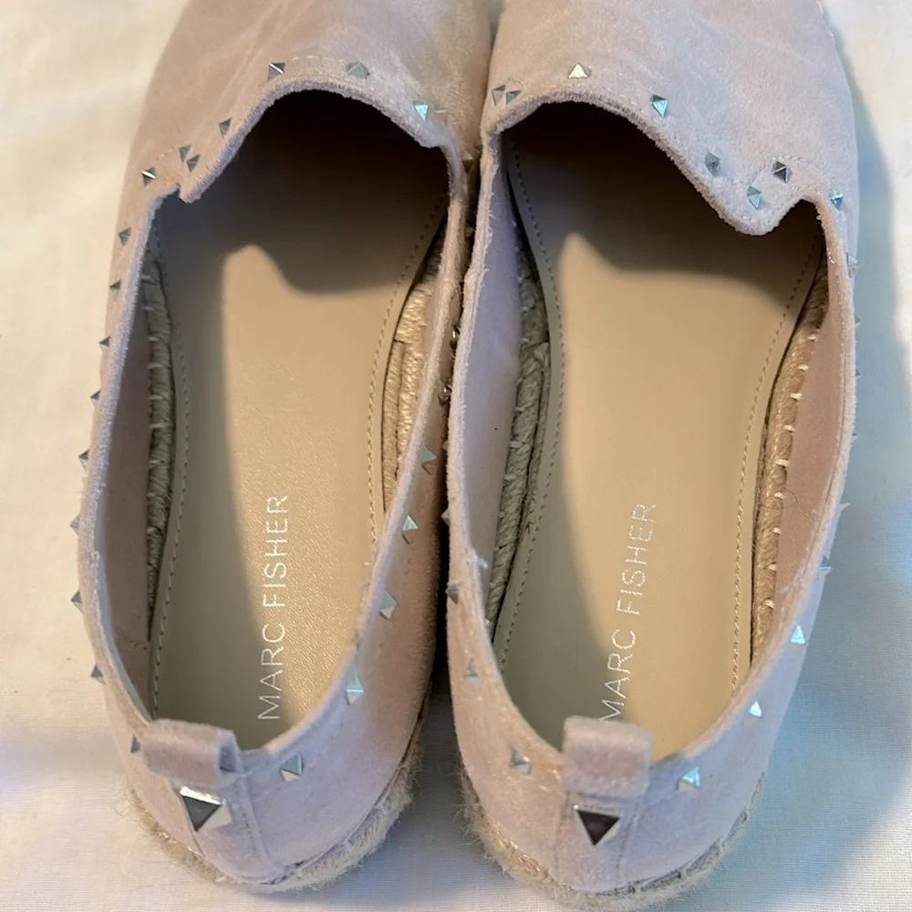 Marc Fisher gently used