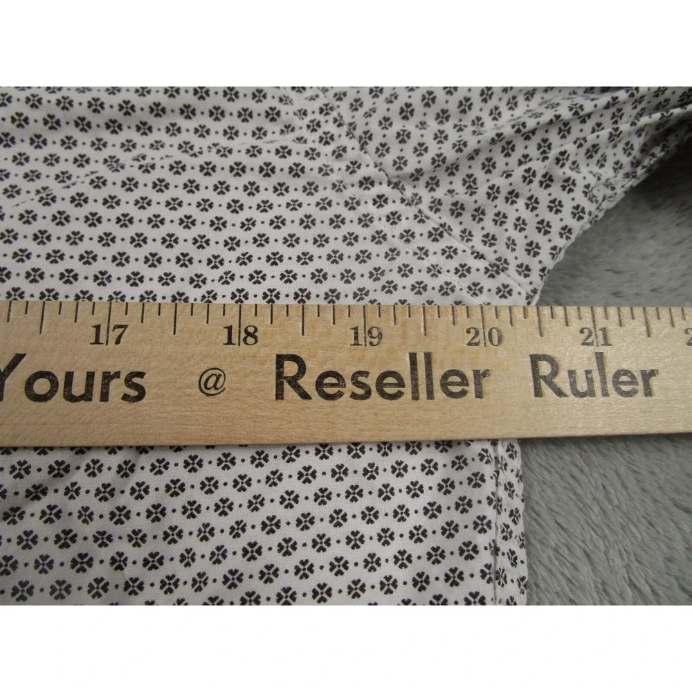 Banana Republic please see