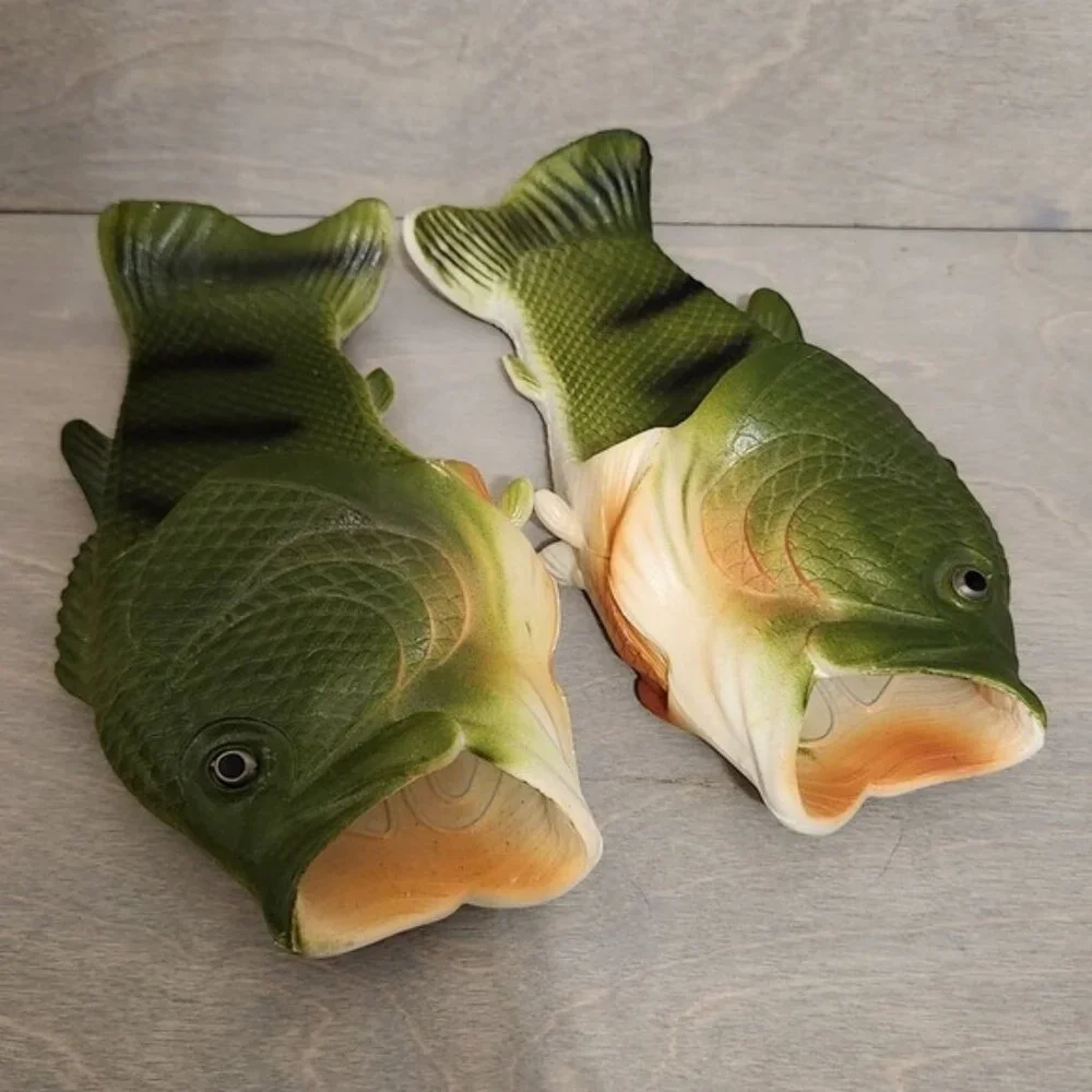 Bass Fish Slippers Sandals Novelty Funny Summer Shoes Quirky Green Size 34/35‎