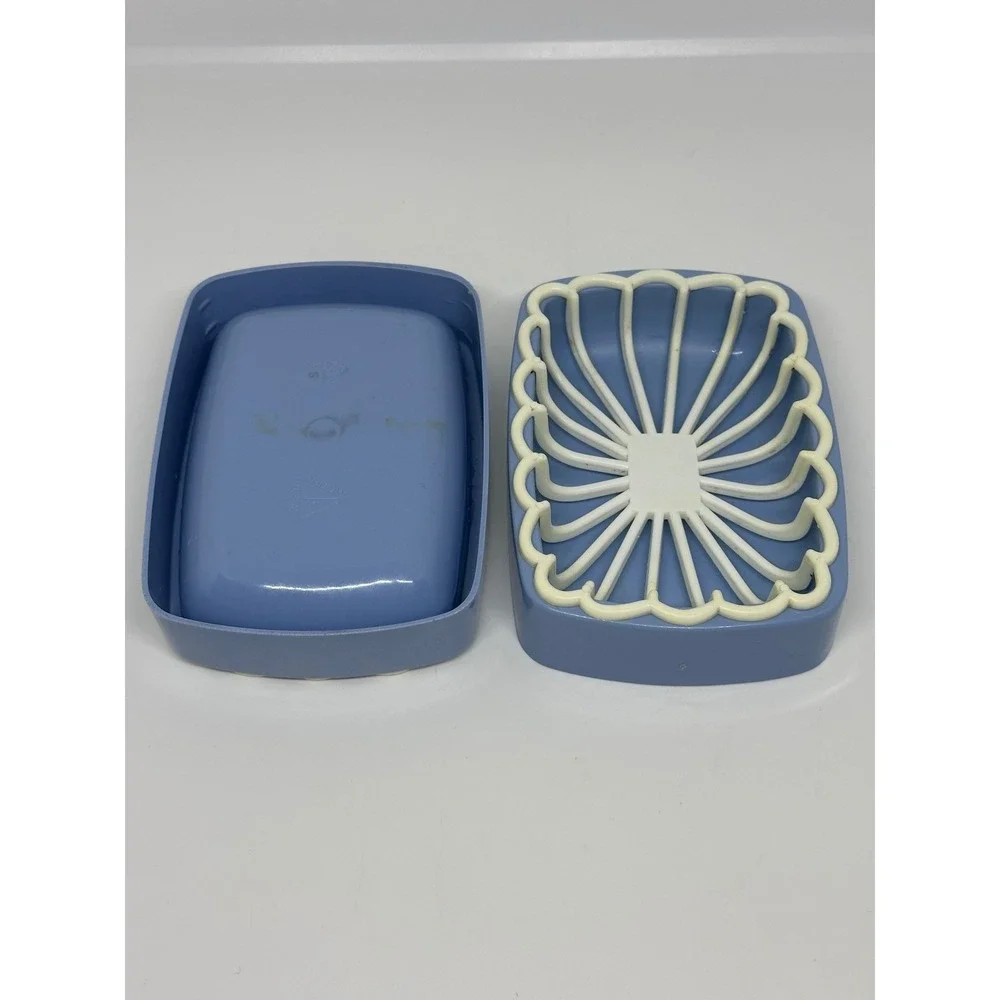 VTG Arrow Soap Dish Blue White Plastic Scalloped Drain Tray USA MCM Set of 2