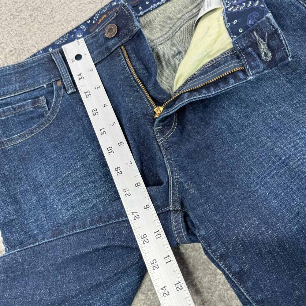Levis levi 525
