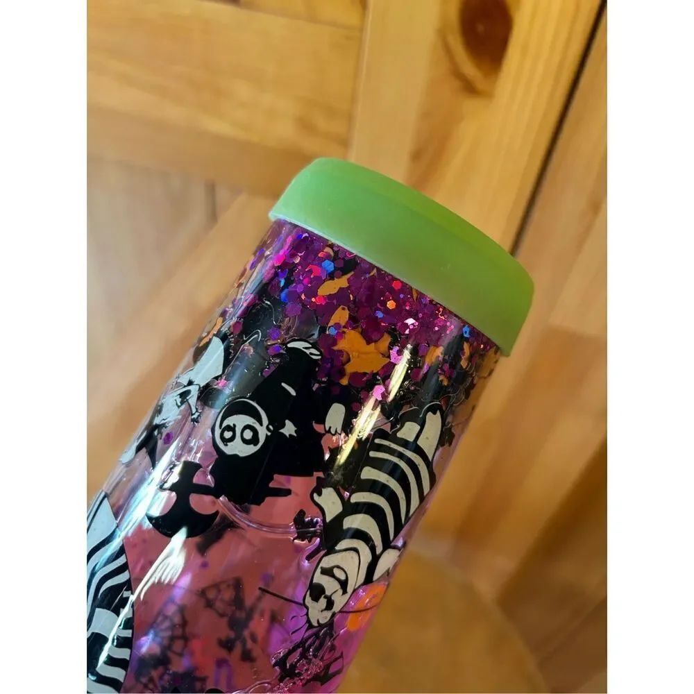 Starbucks tumbler nightmare
