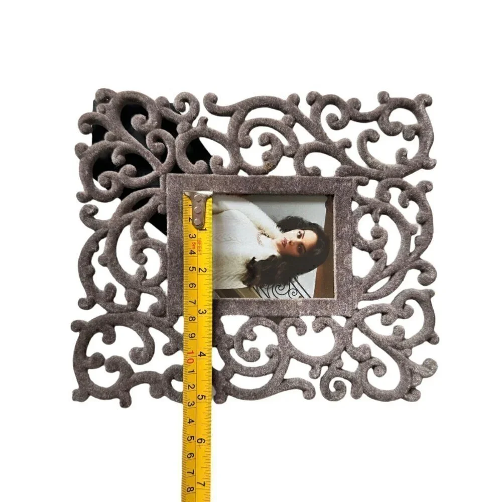N/A picture frame
