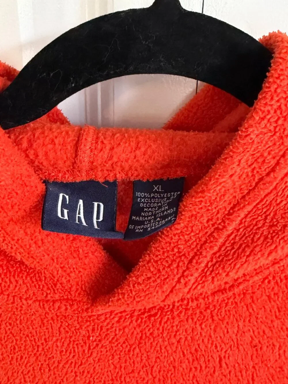GAP orange hoodie