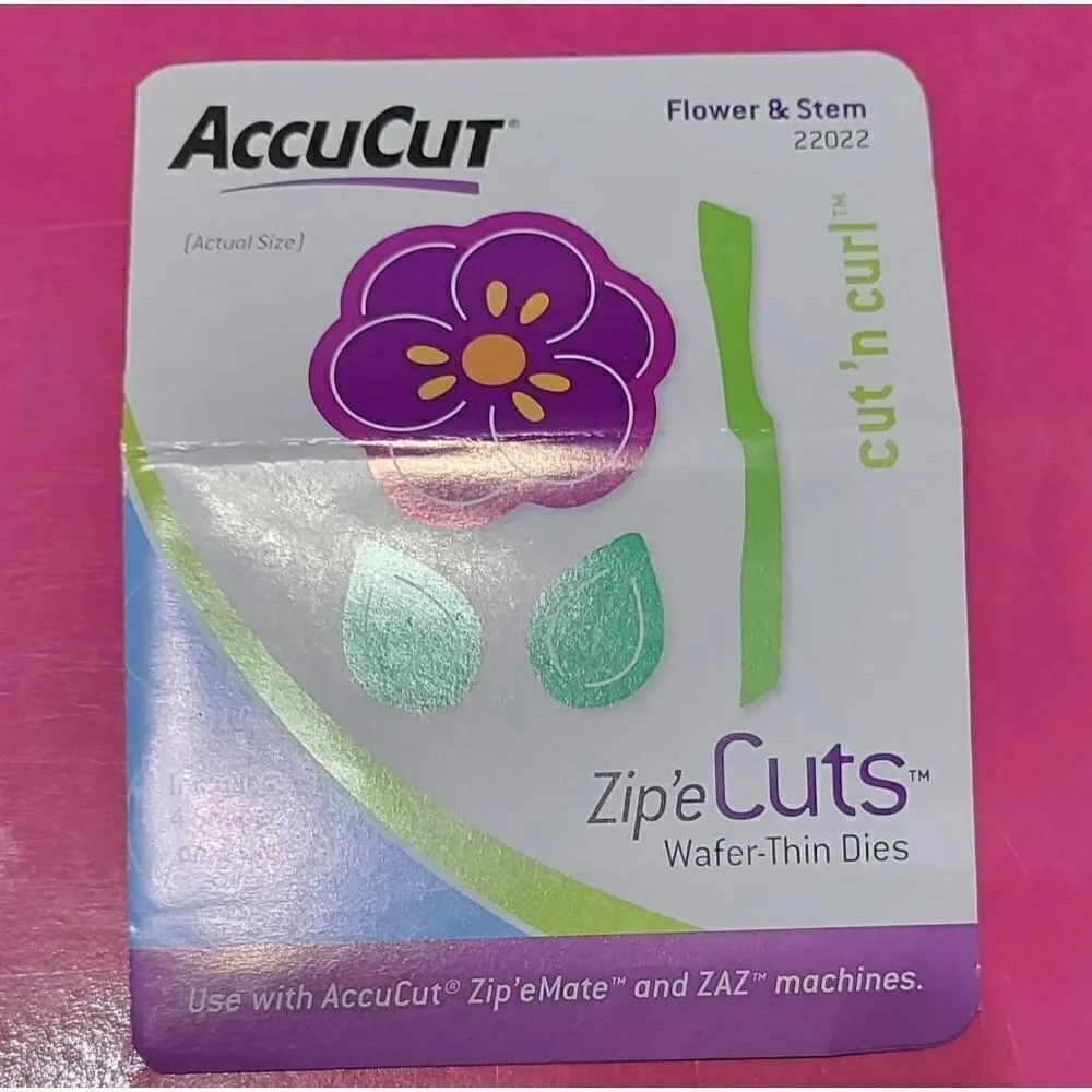 Accucut Wafer Thin Flowers Die Set