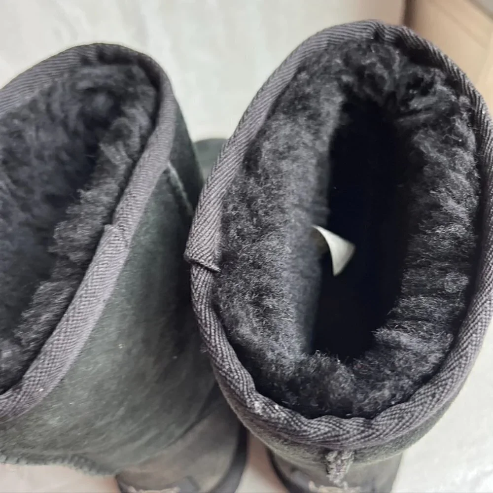 UGG this pair