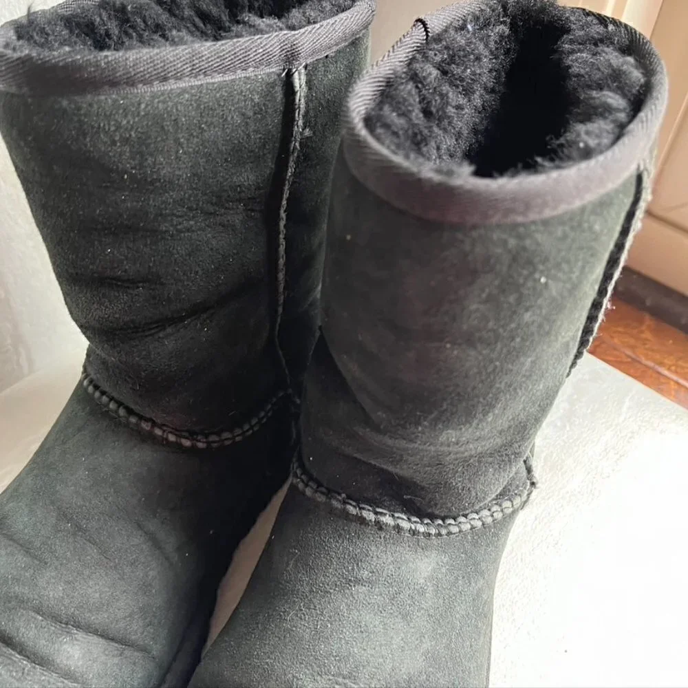 UGG this pair