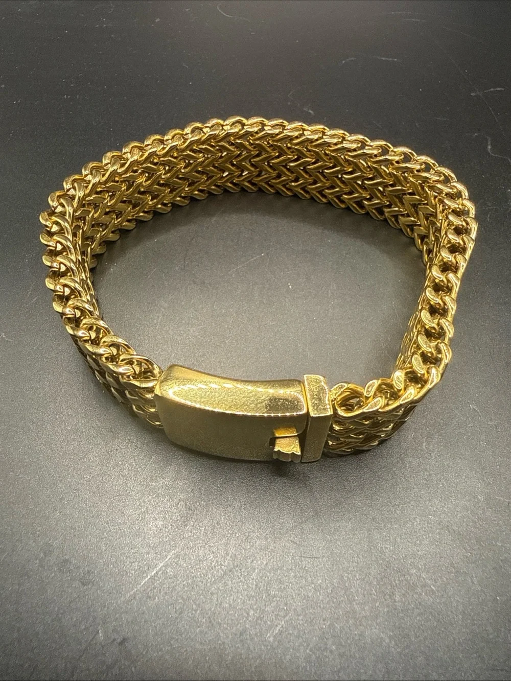 Invicta bold multi