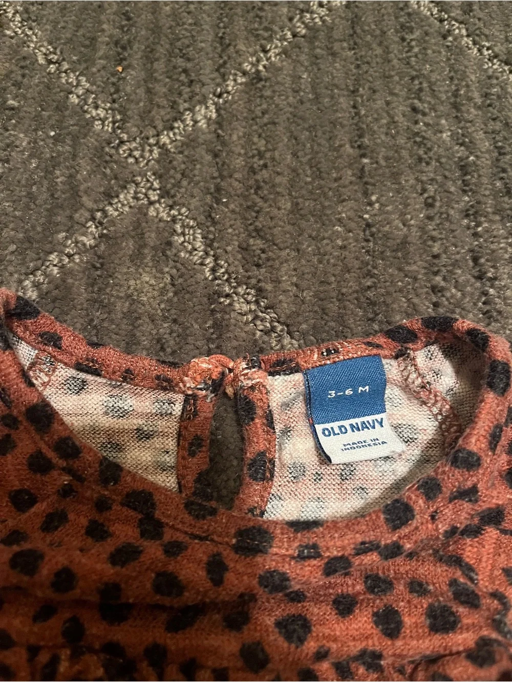 Old Navy leopard print