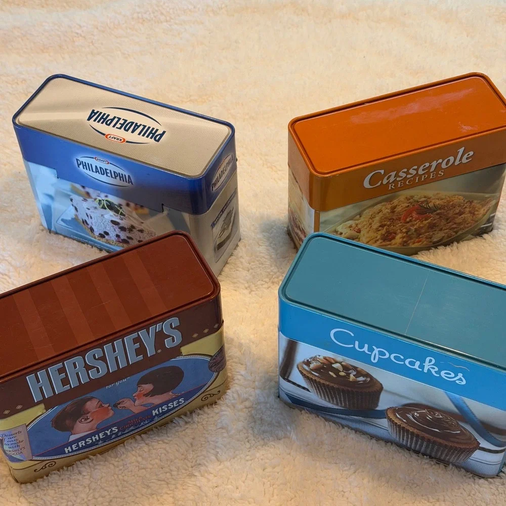 Vintage‎ Recipe Tin Lot Hershey Philadelphia Cupcakes Casserole w Recipe Cards