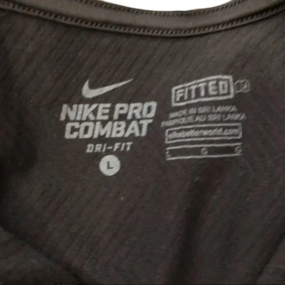 Nike pro combat