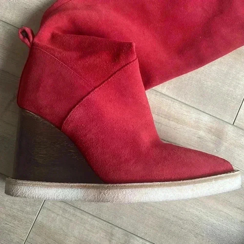 PALOMA BARCELO Serafine Over-the-Knee Red Pointy Suede Wedge Boots Sz 36(5.5)