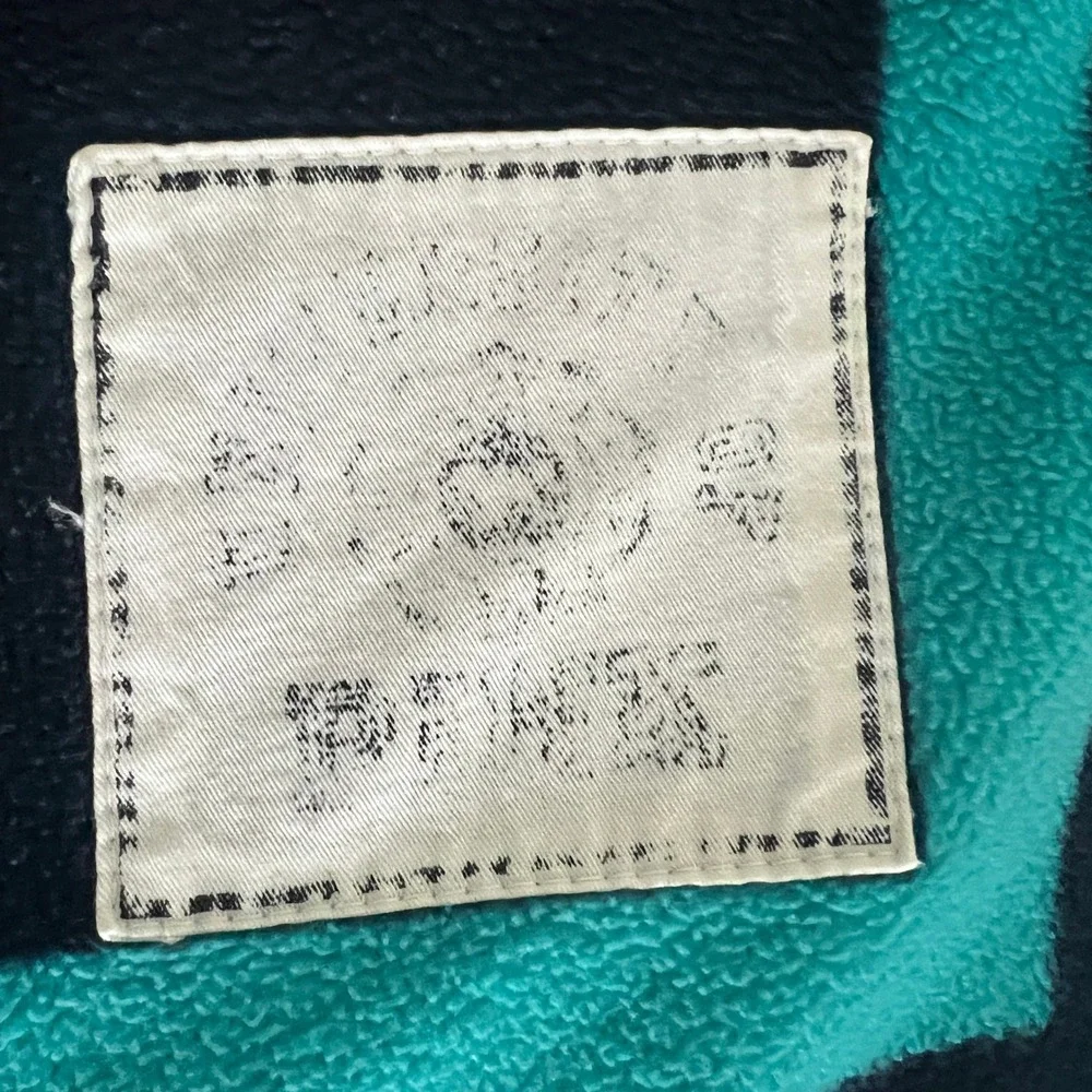 Vintage Y2K 2008 Victoria Secret PINK Love Pink University Crest Fleece Blanket‎