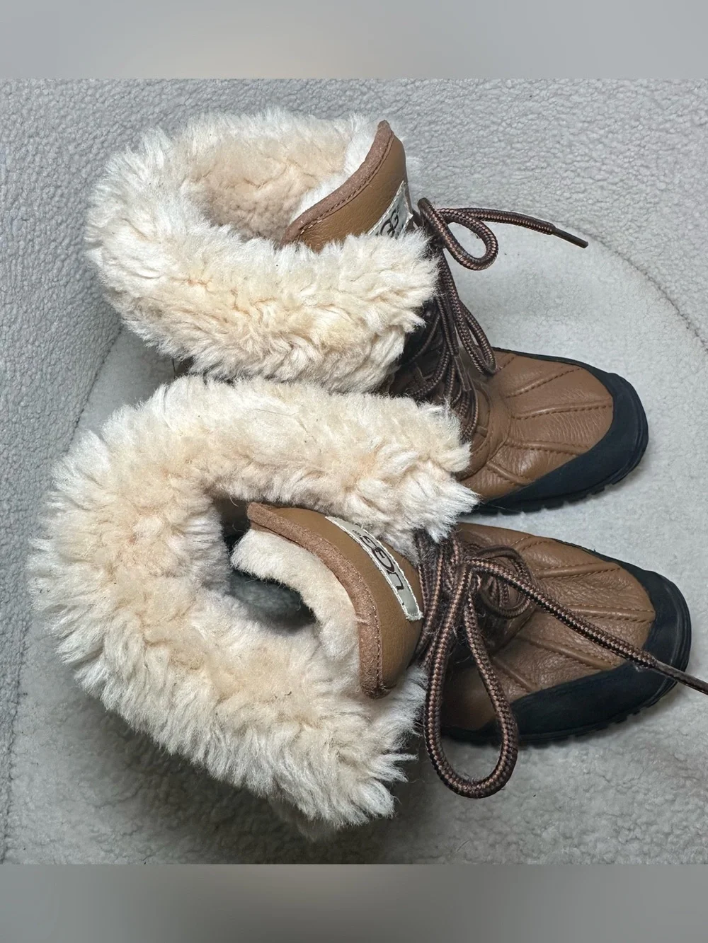 UGG adirondack waterproof