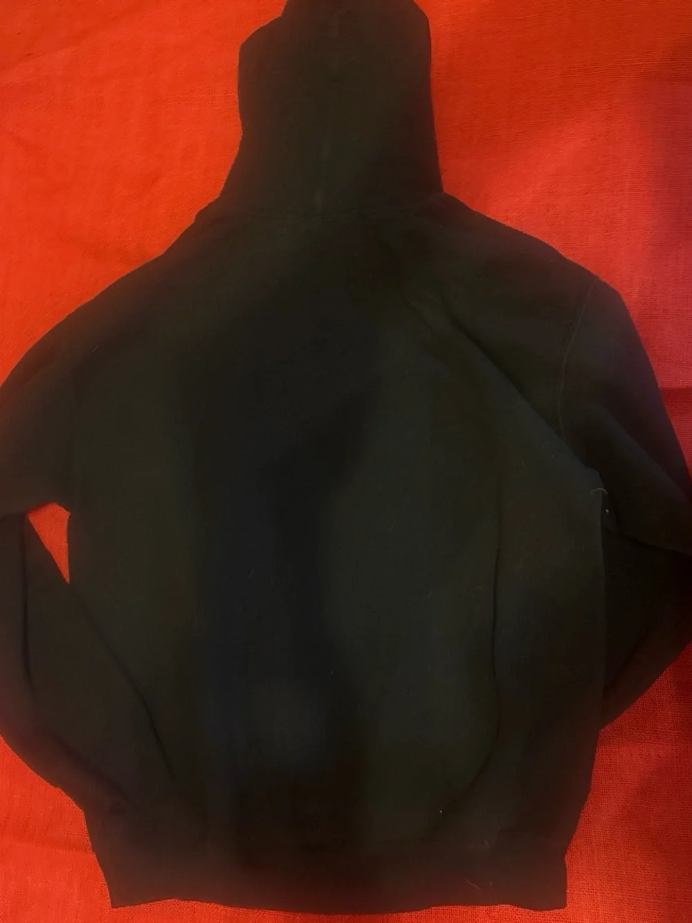 Gildan black pullover
