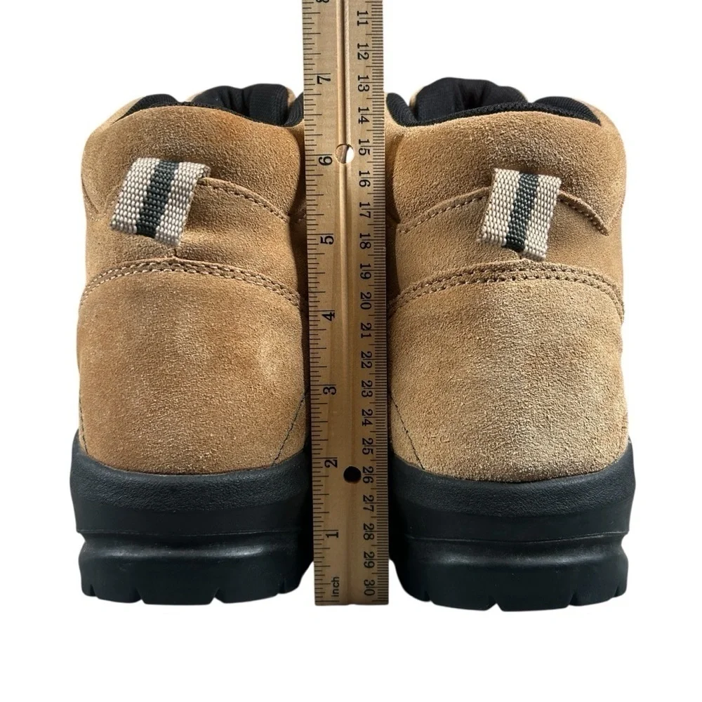 LaCrosse treads metal color