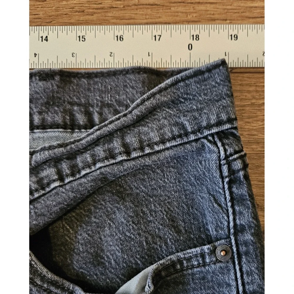 Levis levi 541