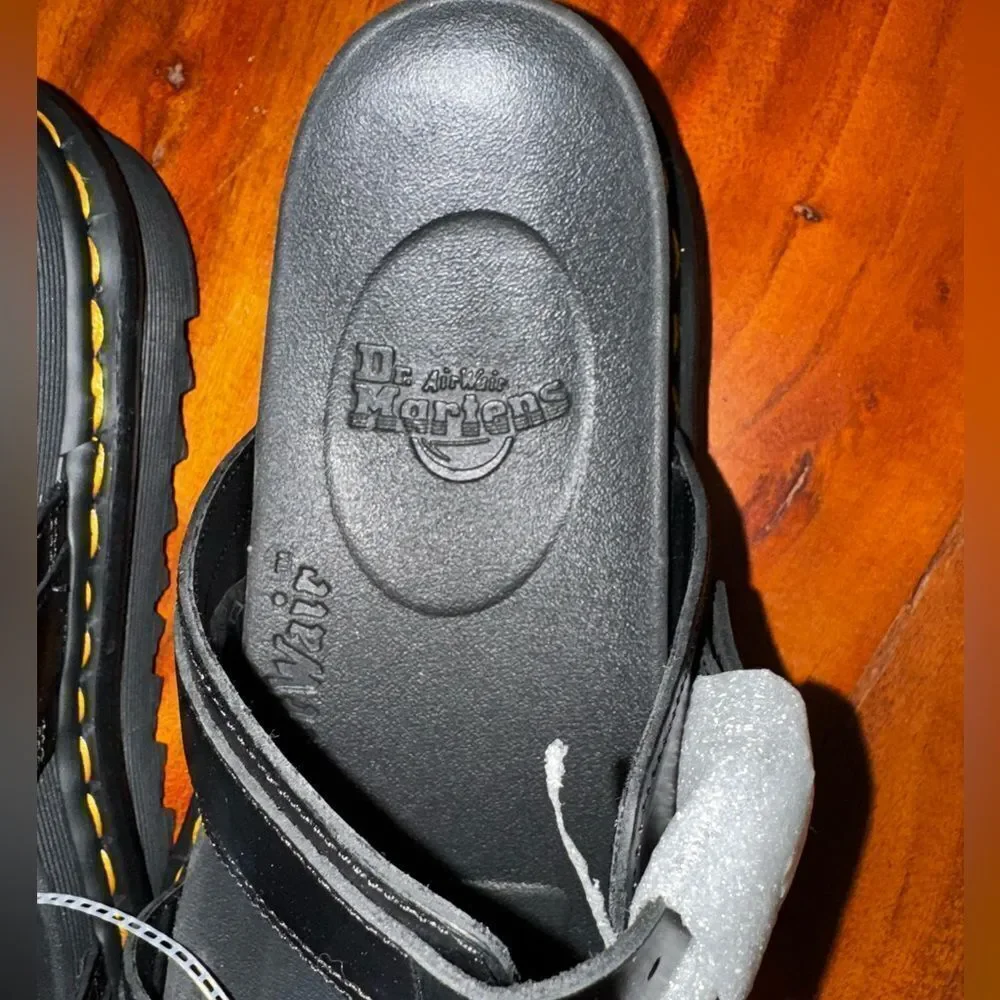 Dr. Martens sturdy lightweight