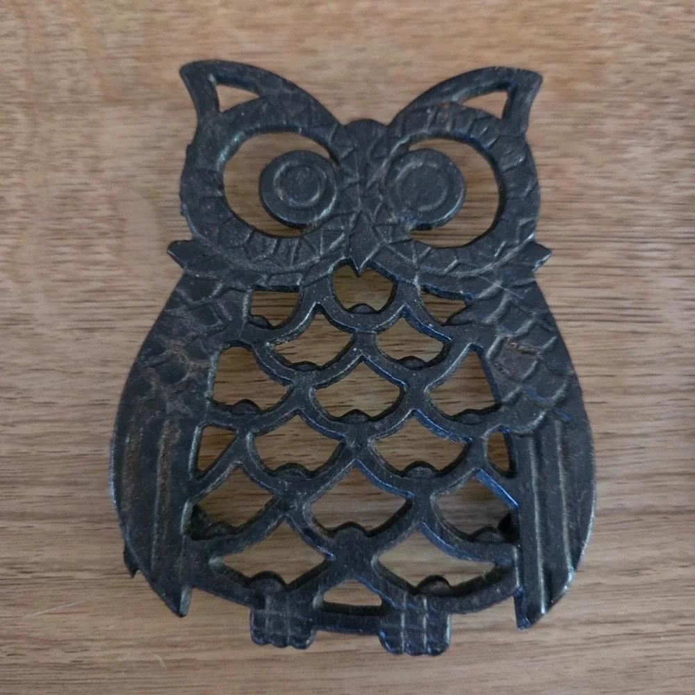Vintage Black Cast Iron Owl‎ Trivet Set of 2 Mid Century Modern Kitchen Decor