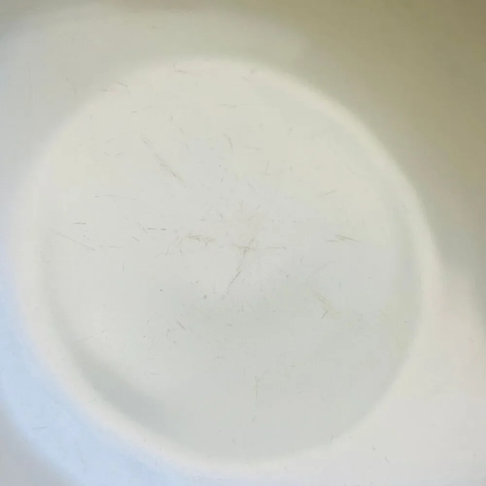 Pyrex bowl some