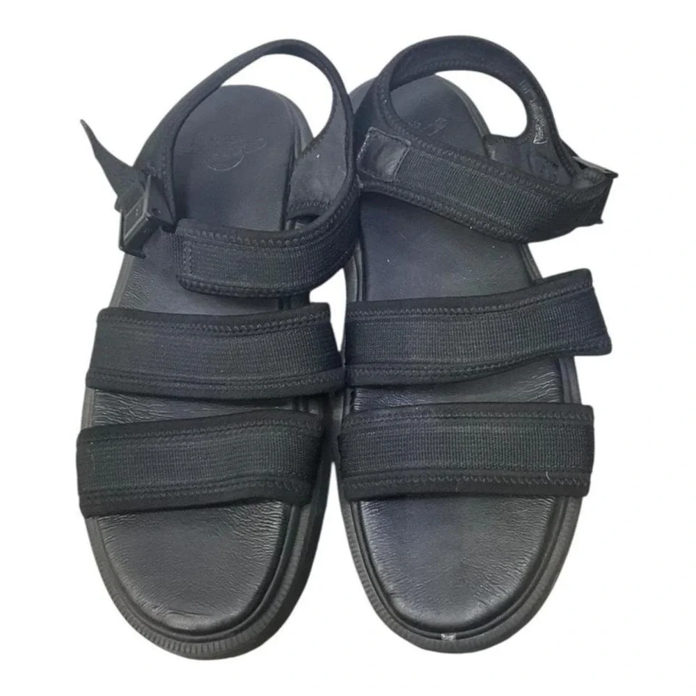 Dr. Martens clip size bouncing