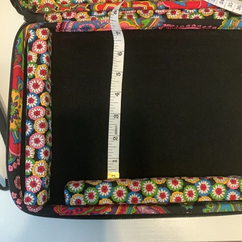 Vera Bradley two zipper excellent