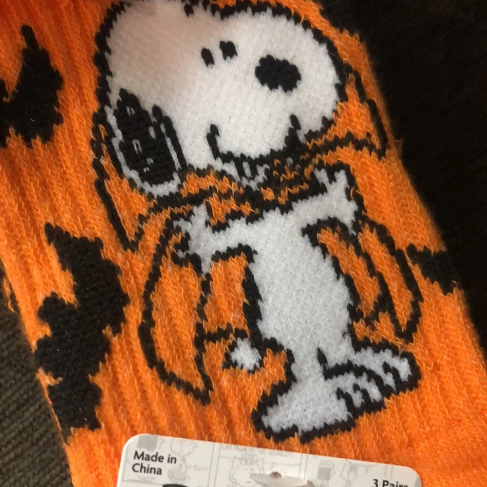 Peanuts women’s crew