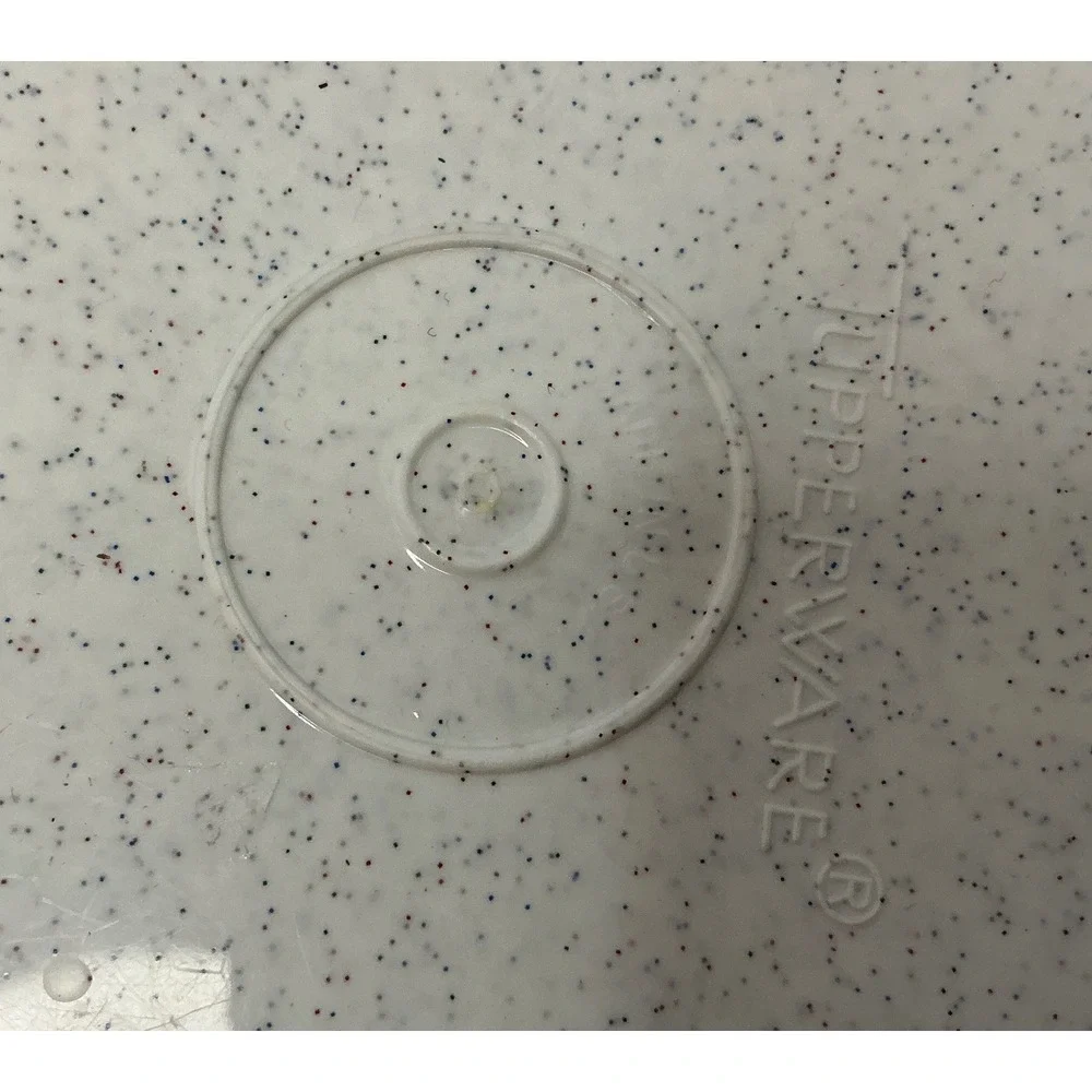 Tupperware preowned this